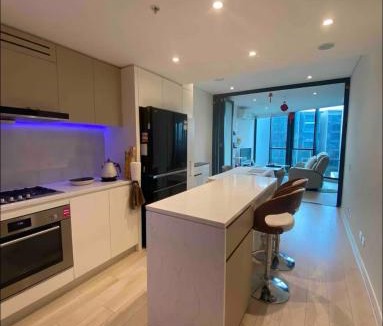 Wentworth Point Apartment | Waterfront 2 bedders Whole unit w car space 2m