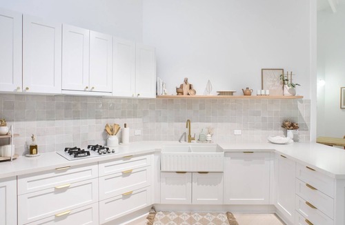 Sanctuary Point House | Waterfront Getaway, Kayaks included in stay - Kid Friendly