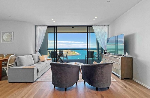 Shell Cove Apartment | Waterfront Haven - Memorable Views