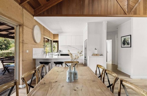 Eagle Bay House | Waterlily Retreat Bushland Serenity near the Beach