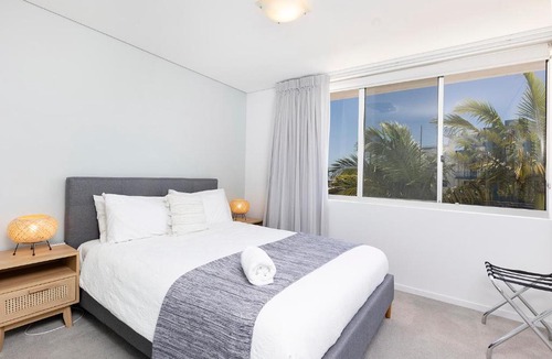 Forster Apartment | Waterline 302