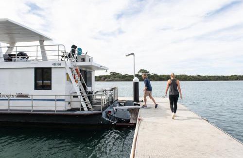 Augusta Apartment | Waterscape Floating Apartment