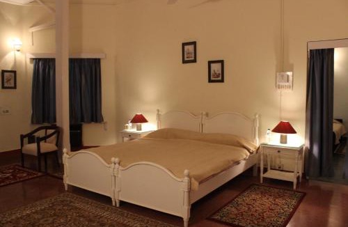 Tinsukia District Hotel | Wathai Heritage Bungalow
