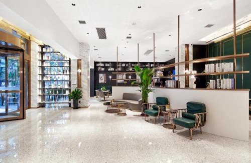 Xincheng Apartment | Waya Hotel - Xi'an Jiaotong University Xingqing Campus Xianning Road Metro Station Branch