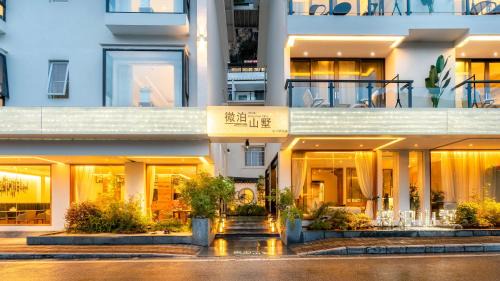 Yangshuo Hotel | Weibo Shanshu Hotel (Yangshuo West Street lijiang)