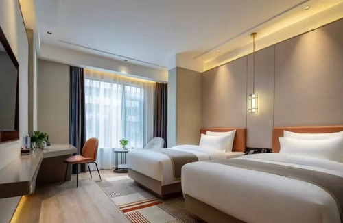 Kai Fu Hotel | Weiru Hotel