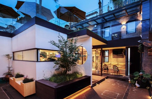 Xicheng Hotel | WeLight逐光旅舍百花深处胡同店