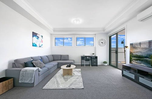 Wentworthville Apartment | Wentworthville 2 Bedrooms Apartment with Free Parking by KozyGuru