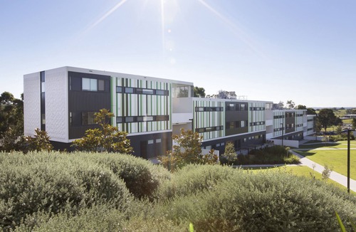 Campbelltown Hostel | Western Sydney University Village - Campbelltown Campus