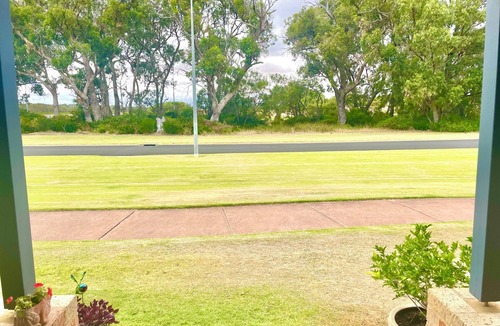 Binningup House | Where the Beach meets the Bush