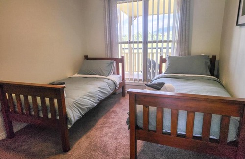 Junabee House | Willow Lodge
