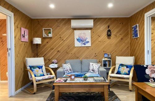 Murdunna House | Winganah Cottage
