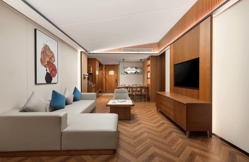 Baoding Hotel | Wingate By Wyndham Puer Tea Horse Ancient Town