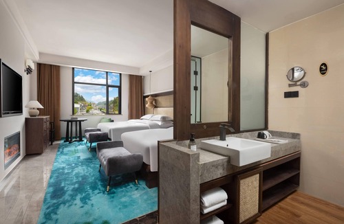 Jishou Hotel | Wingate By Wyndham Xiangxi Fenghuang