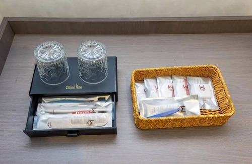 Shibei Hotel | wodeyouyouliyuanjiudian