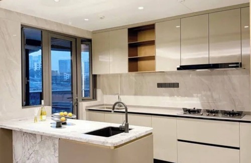 Yuzhong Apartment | Wonderful 4-bedroom apartment with AC in vibrant 重庆