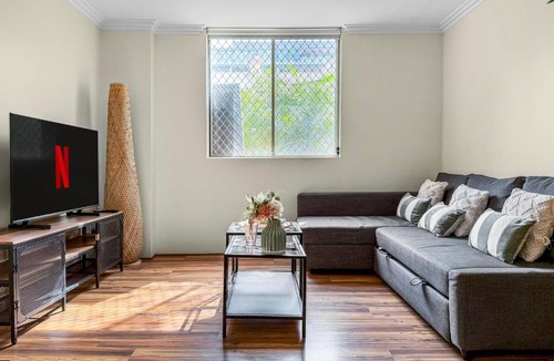 Woolloomooloo Apartment | Woolloomooloo NSW - 3 Bedroom Apartment with 1 Parking Space