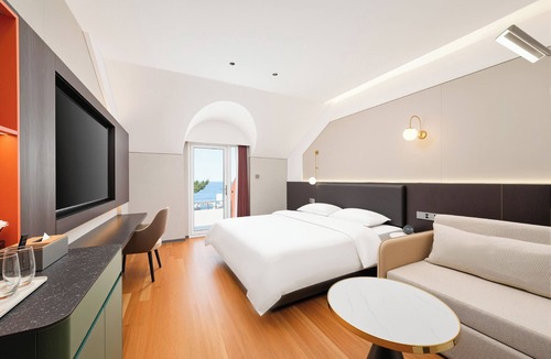 Laoshan Hotel | World Hote tengzhou Municipal Government
