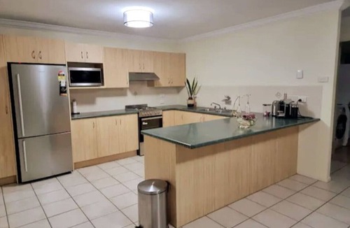 Worrigee House | Worrigee house 3 mins walk to grocery & hospital