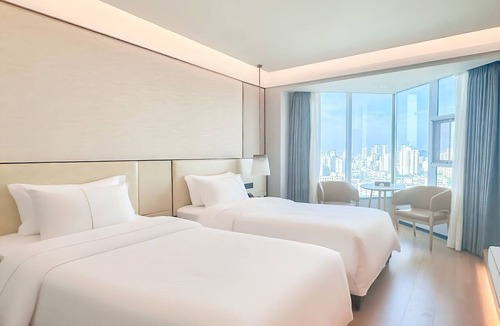 Donghu District Hotel | Wyndham Garden Haikou Meilan