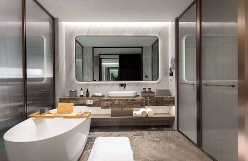 Wuhua Hotel | Wyndham Garden Kunming Panlong