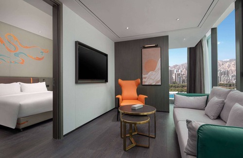Dunhuang Road District Hotel | Wyndham Garden Lanzhou West Railway Station