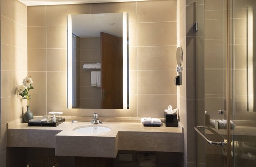 Lingshui County Hotel | Wyndham Garden Lingshui