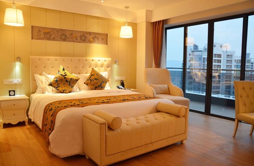 Lingshui County Hotel | Wyndham Garden Lingshui