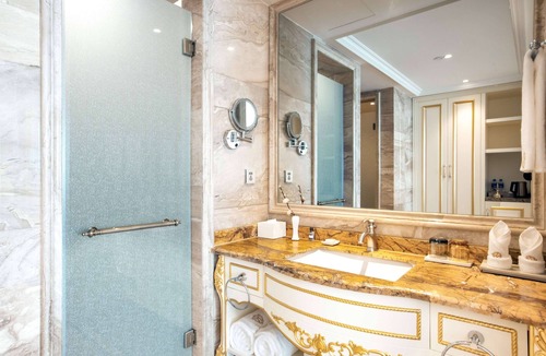 Chenggong Hotel | Wyndham Grand Kunming East