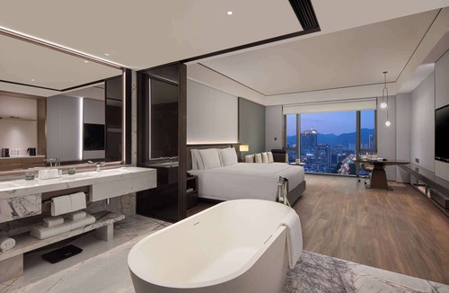 Liandu Hotel | Wyndham Grand Lishui Downtown