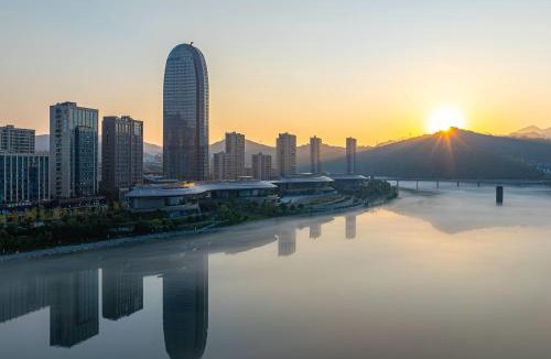 Jiande Hotel | Wyndham Grand Plaza Royale Milky Way Jiande