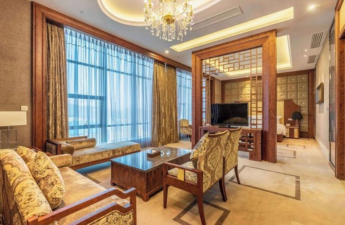 Beihu District Hotel | Wyndham Grand Plaza Royale Chenzhou