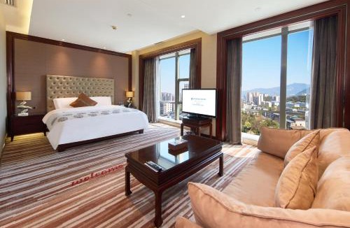 Beihu District Hotel | Wyndham Grand Plaza Royale Chenzhou
