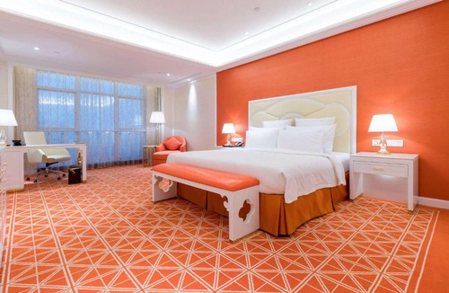 Haishu Hotel | Wyndham Grand Plaza Royale Ningbo