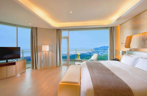 Silver Sands Beach Hotel | Wyndham Grand Qingdao