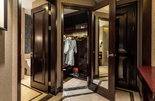 Qujiang New District Hotel | Wyndham Grand Xian South
