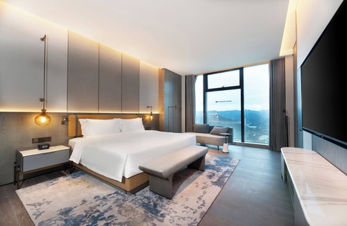 Wujiagang Hotel | Wyndham Grand Yichang Riverside