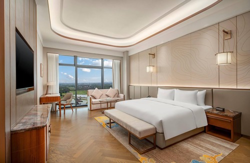 Huazhou Hotel | Wyndham Huazhou South