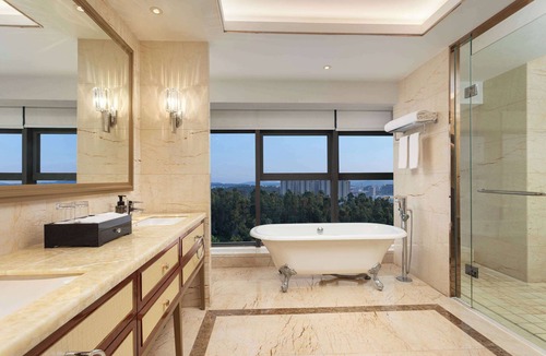 Xishan Hotel | Wyndham Kunming Anning Hot Spring Resort