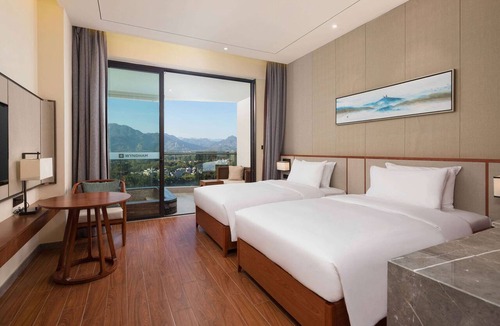 Longmen County Hotel | Wyndham Nankunshan