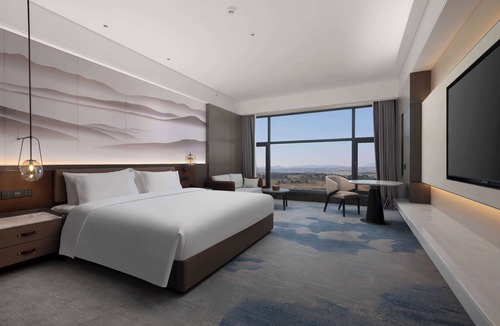 Luliang County Hotel | Wyndham Qujing Luliang