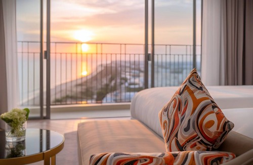 Dien Duong Hotel | Wyndham Royal Beachfront Resort & Spa Danang
