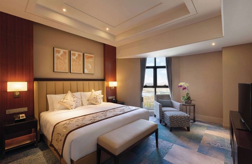 Wujiaqu Hotel | Wyndham Urumqi North