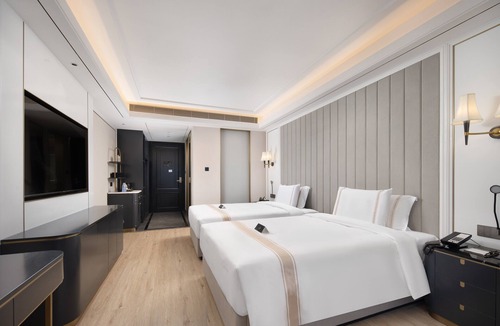 Guangzhou Hotel | XANA Deluxe International Hotel Guangzhou East Railway Station Branch - Free Shuttle Bus to Canton Fair Complex During Canton Fair Period