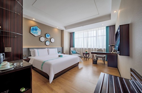 Baiyun Hotel | XANA Lite Hotel International Guangzhou Baiyun Railway Station Sanyuanli Branch - Free Deliver Service to Canton Fair Complex During Canton Fair Period