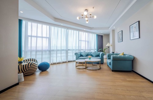 Baiyun Hotel | XANA Lite Hotel International Guangzhou Baiyun Railway Station Sanyuanli Branch - Free Deliver Service to Canton Fair Complex During Canton Fair Period