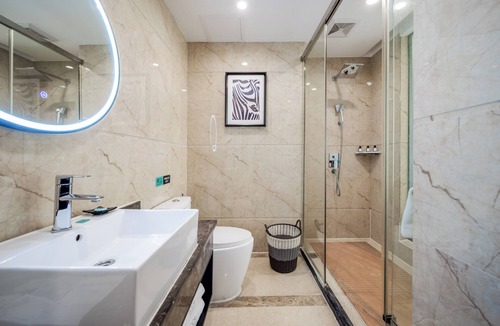 Baiyun Hotel | XANA Lite Hotel International Guangzhou Baiyun Railway Station Sanyuanli Branch - Free Deliver Service to Canton Fair Complex During Canton Fair Period