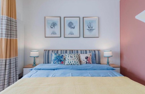 Beilin Apartment | Xi’an Beilin·South Gate Subway Station· Locals Apartment 00172100