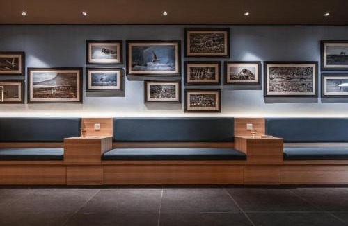 Zhonglou Shangquan Hostel | Xi'an Desti Youth Park Hostel Bell & Drum Tower-24H Reception&English Service&Cafe&Bar&Luggage Storage&Large Public Area