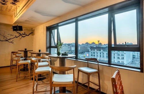 Zhonglou Shangquan Hostel | Xi'an Qingmo Youth Hostel Bell & Drum Tower-Near Subway&24H Reception&English Service&Free Luggage Storage